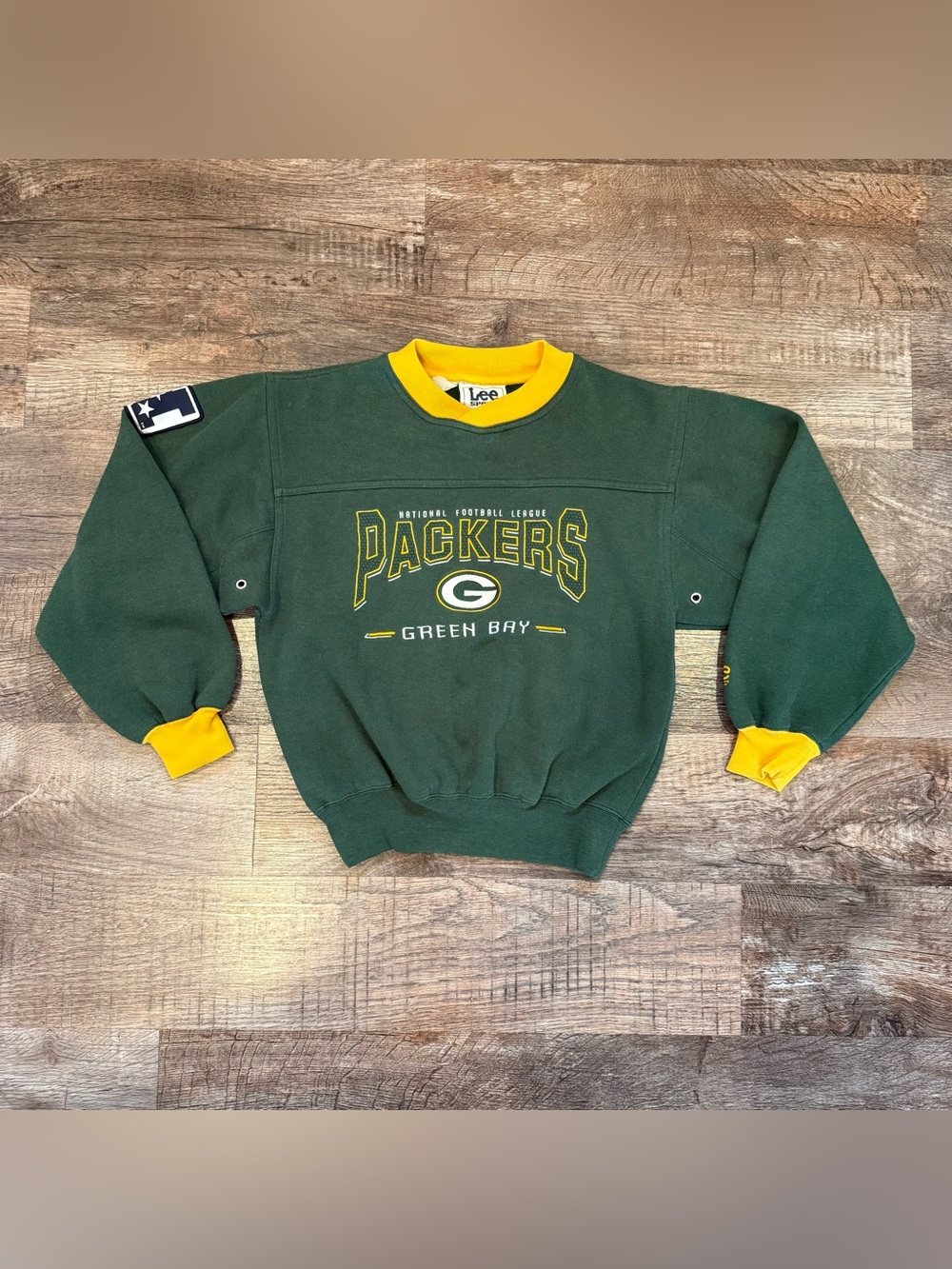 Lee Sport Vintage Green Bay Packers NFL Youth Crewneck Sweatshirt Medium Sporty